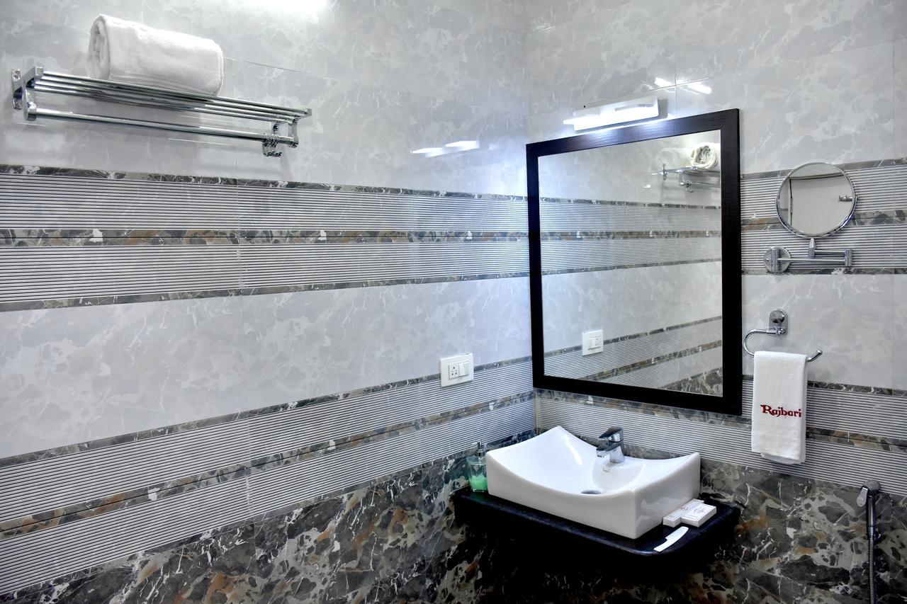 Hotel Daftari Palace Kishanganj المظهر الخارجي الصورة